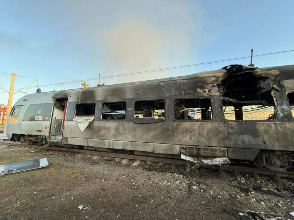 Через атаку по залізниці поїзди до Полтавської області затримуються