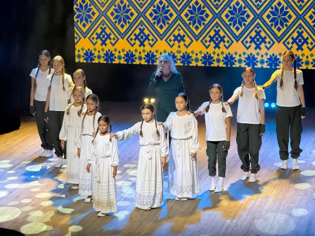 У Полтавській філармонії відбувся концерт «Мрія у нас одна» до державних свят
