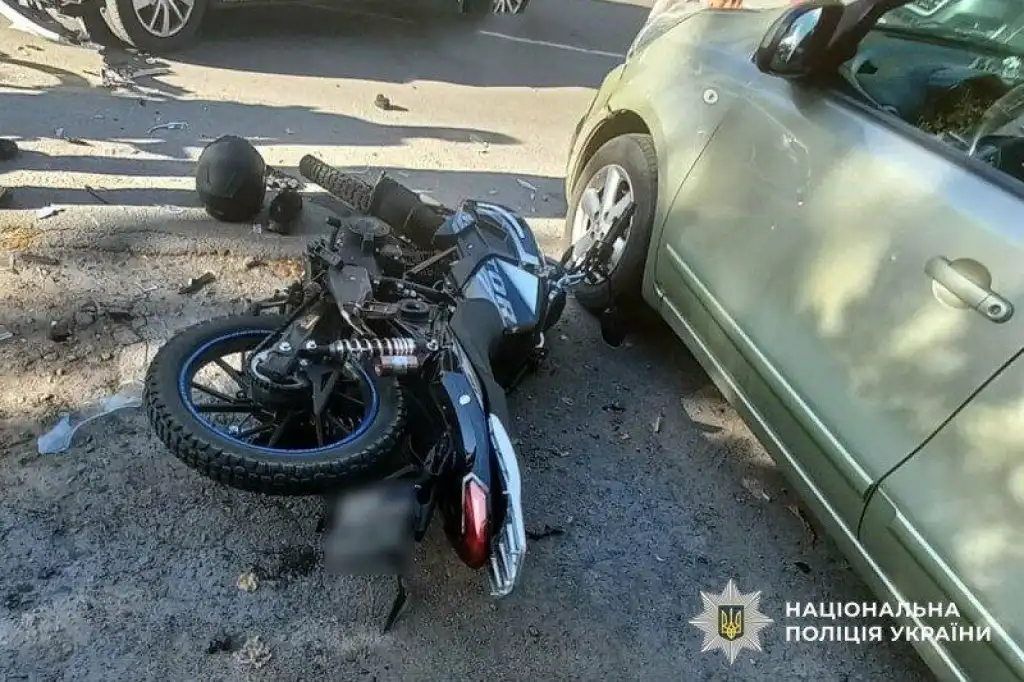 На Полтавщині у ДТП постраждав 15-річний мотоцикліст