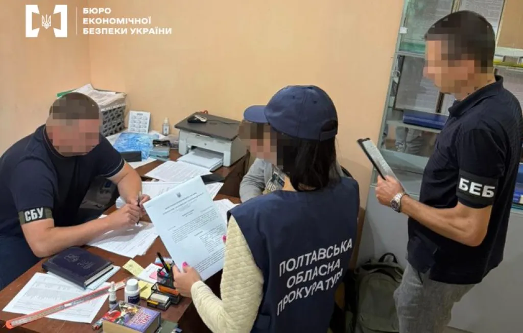 Посадовця з Полтавського району судитимуть за оборудку з обладнанням для їдальні ліцею