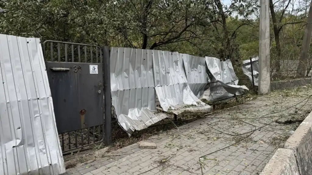 Полтава: родини, чиї будинки зруйнувало обстрілами, отримають 200 тисяч гривень допомоги