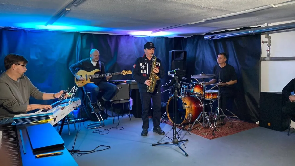 У Полтаві відкрили арт клуб «JAZZ & Blues», де музика стає філософією свободи