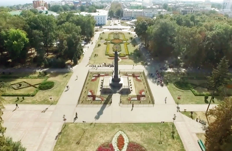 У Полтаві планують витратити майже 10 мільйонів гривень на оновлення покриття в «Корпусному саду»