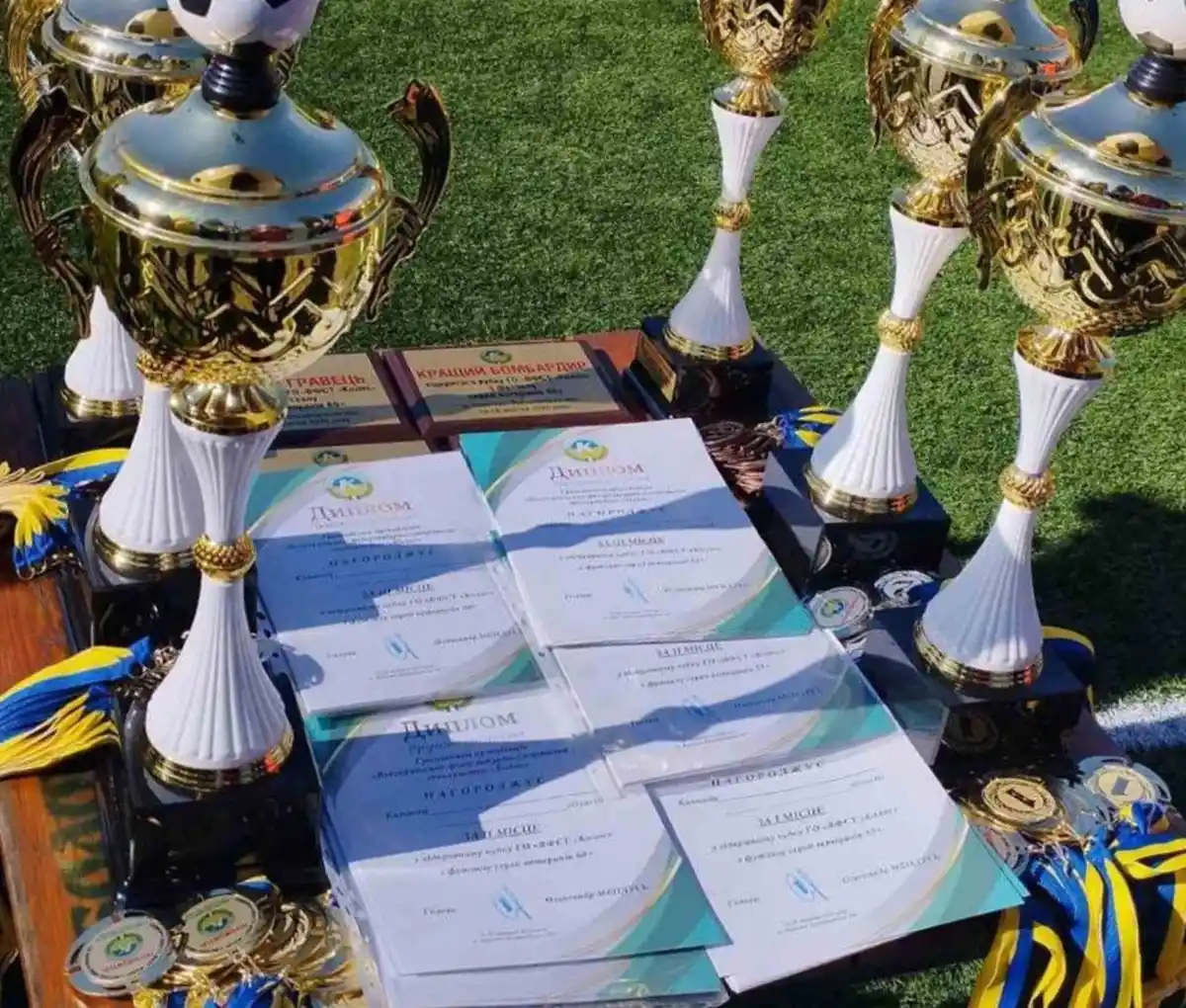 Ветерани з Полтавщини здобули «срібло» та «бронзу» на всеукраїнських змаганнях з футзалу