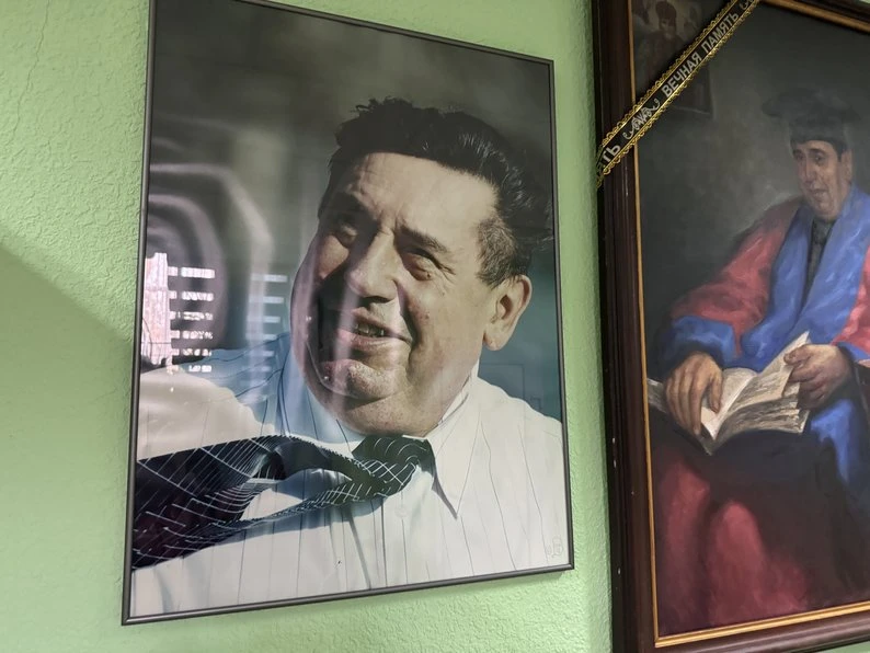 Кобеляки вшанували легендарного лікаря Миколу Касьяна — засновника мануальної терапії в Україні Кобеляки вшанували легендарного лікаря Миколу Касьяна — засновника мануальної терапії в Україні