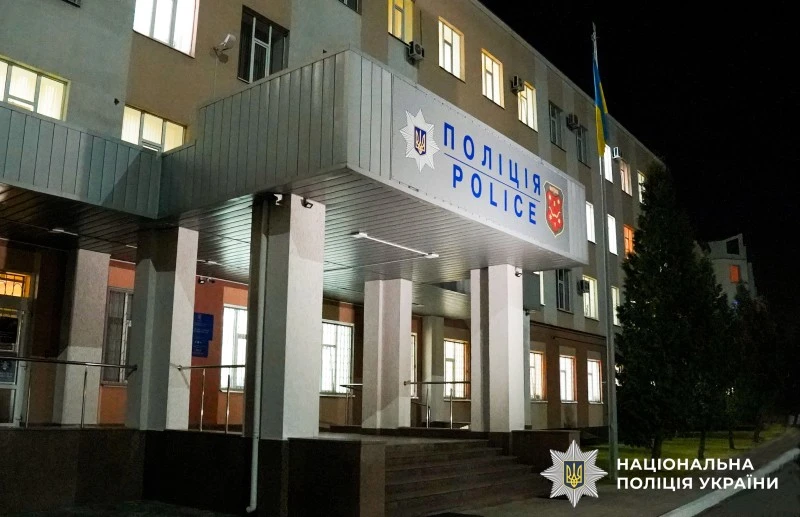 На Полтавщині 19-річного хлопця смертельно вразило струмом на даху вагона