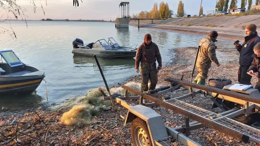 На Полтавщині у Сулинському заказнику знайшли сітки з рибою на понад 1,6 мільйона гривень збитків