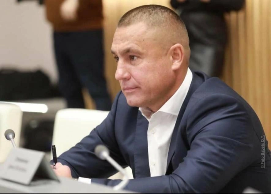 Деклараційна пастка: депутату Полтавщини закидають приховане майно та мільйони готівки