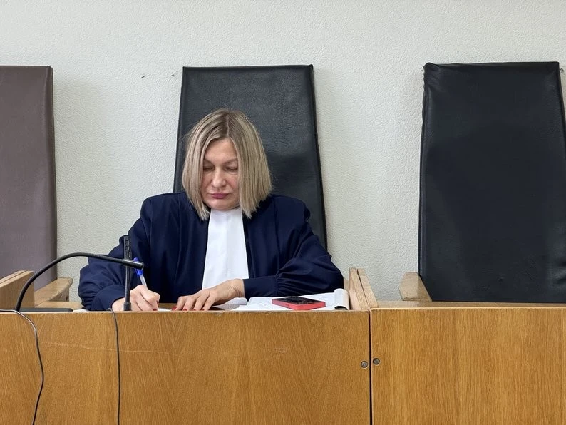 Суд у Полтаві вирішує, чи відсторонити посадовця у справі про розтрату 43 мільйонів