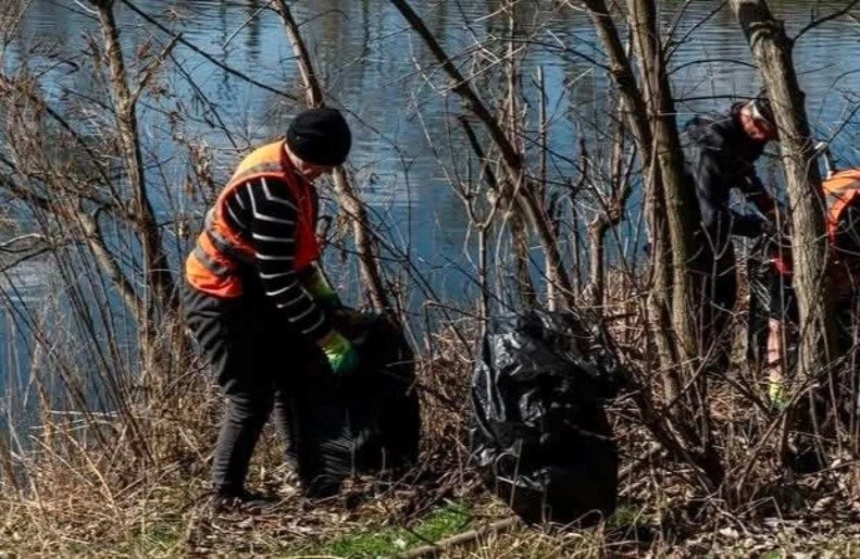 Три дні роботи і три повні машини відходів: у Полтаві навели лад біля Ворскли