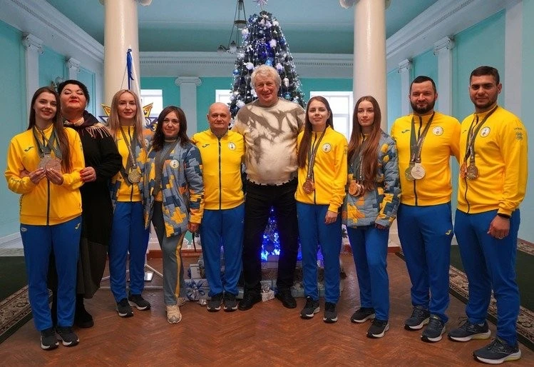 У Полтаві нагородили медалістів Дефлімпіади та їхніх наставників