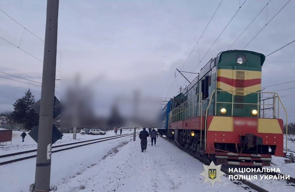 Трагедія на перегоні під Полтавою: потяг смертельно травмував літню жінку