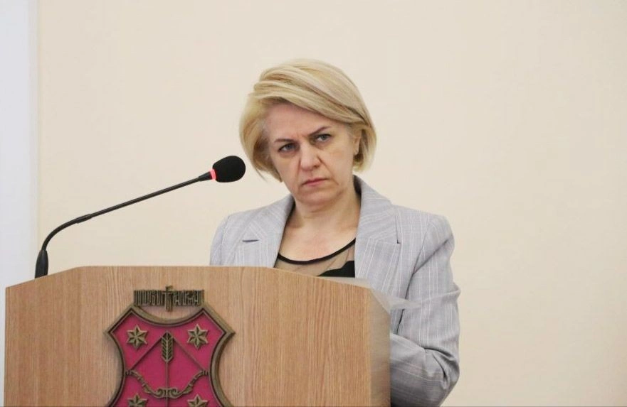 Суд у Полтаві не погоджується з прокурорами: справа обігрівачів для шкіл затягується