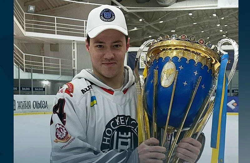 Богдан Середницький став лідером за асистами у Чемпіонаті України з хокею