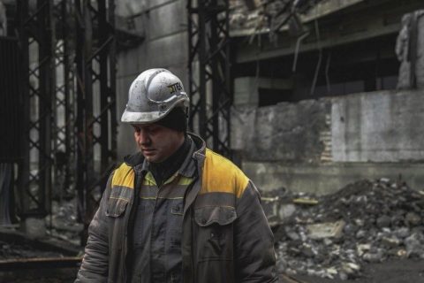Держава підтримує героїв енергетичного фронту: стартували виплати для ремонтних бригад