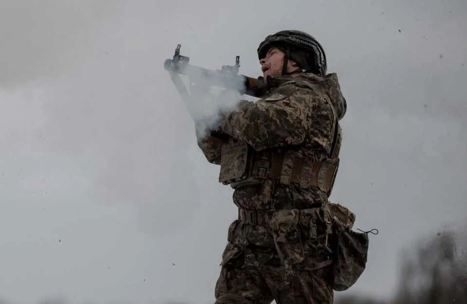 1459-та доба війни: масовані удари з повітря та десятки атак уздовж фронту