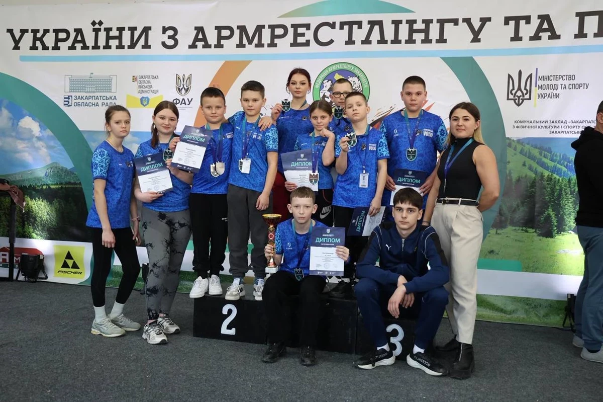 Полтавські армрестлери здобули командне «срібло» на чемпіонаті України серед молоді